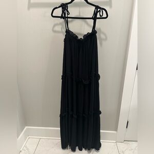 &merci black tiered linen maxi dress | medium